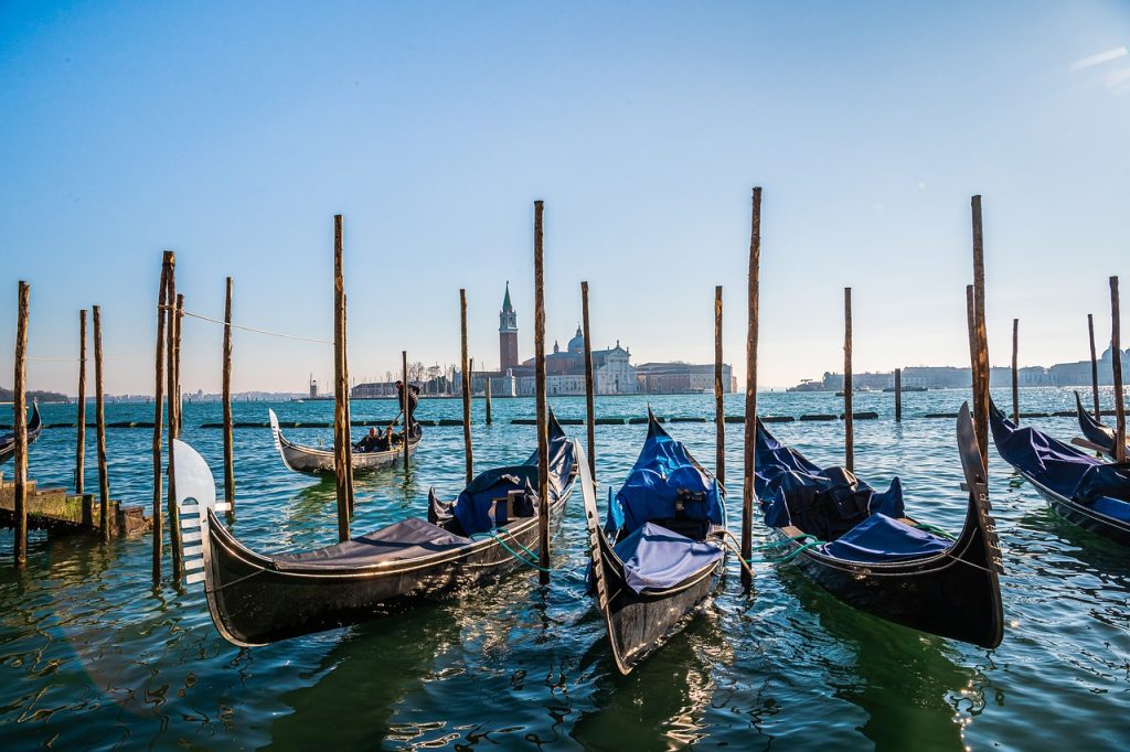 venice, gondolas, sea-7732384.jpg
